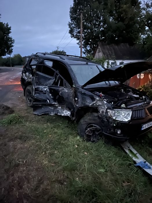 Продам ціляком або по запчастям