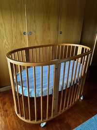 Berço Stokke Sleepi V3 em madeira para bébé ou criança até 5 anos