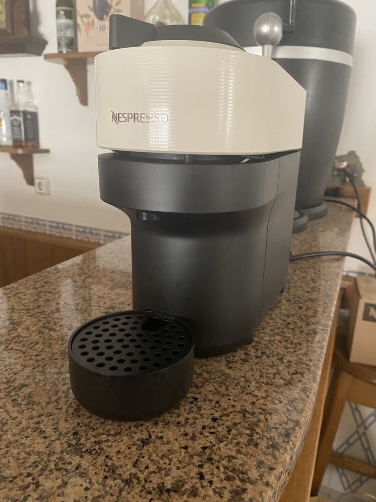 Maquina de cafe nespresso vertuo