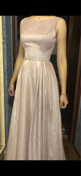 Шикарное выпускное платье в пол