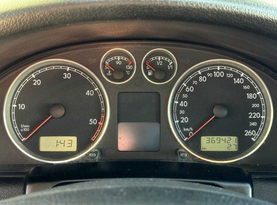 Volkswagen Passat 1.9 TDi Confortline