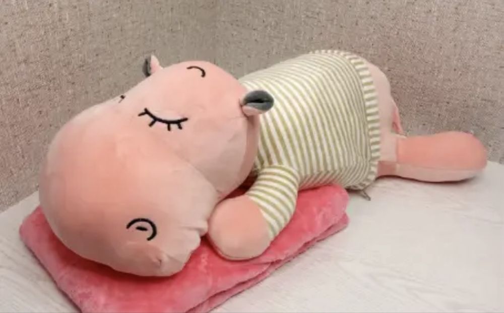 Іграшка - подушка Бегемот трансформер 3 в 1 з пледом