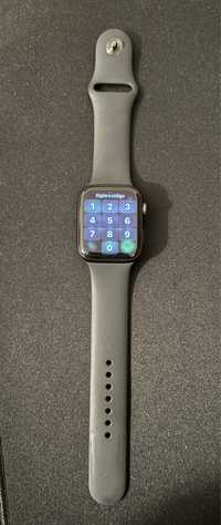 Apple Watch 5 44mm C/Garantia ate 2026