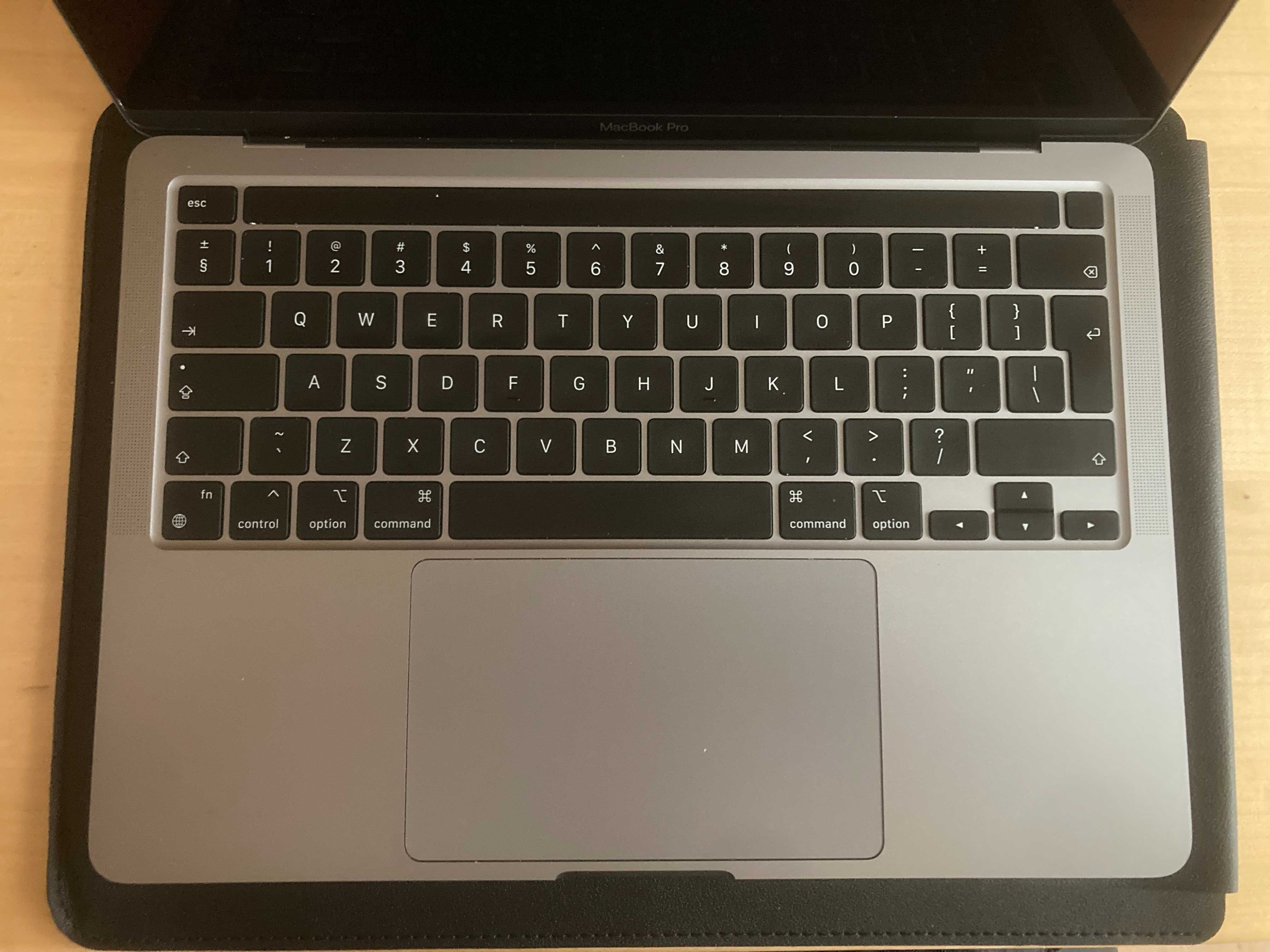 Macbook 13 Pro M1 8GB RAM 256GB, Polisa do 20.05.2025
