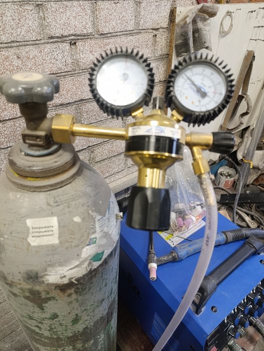 Продам аргоновий зварювальний апарат TESLA 256,в гарному стані.
В комп