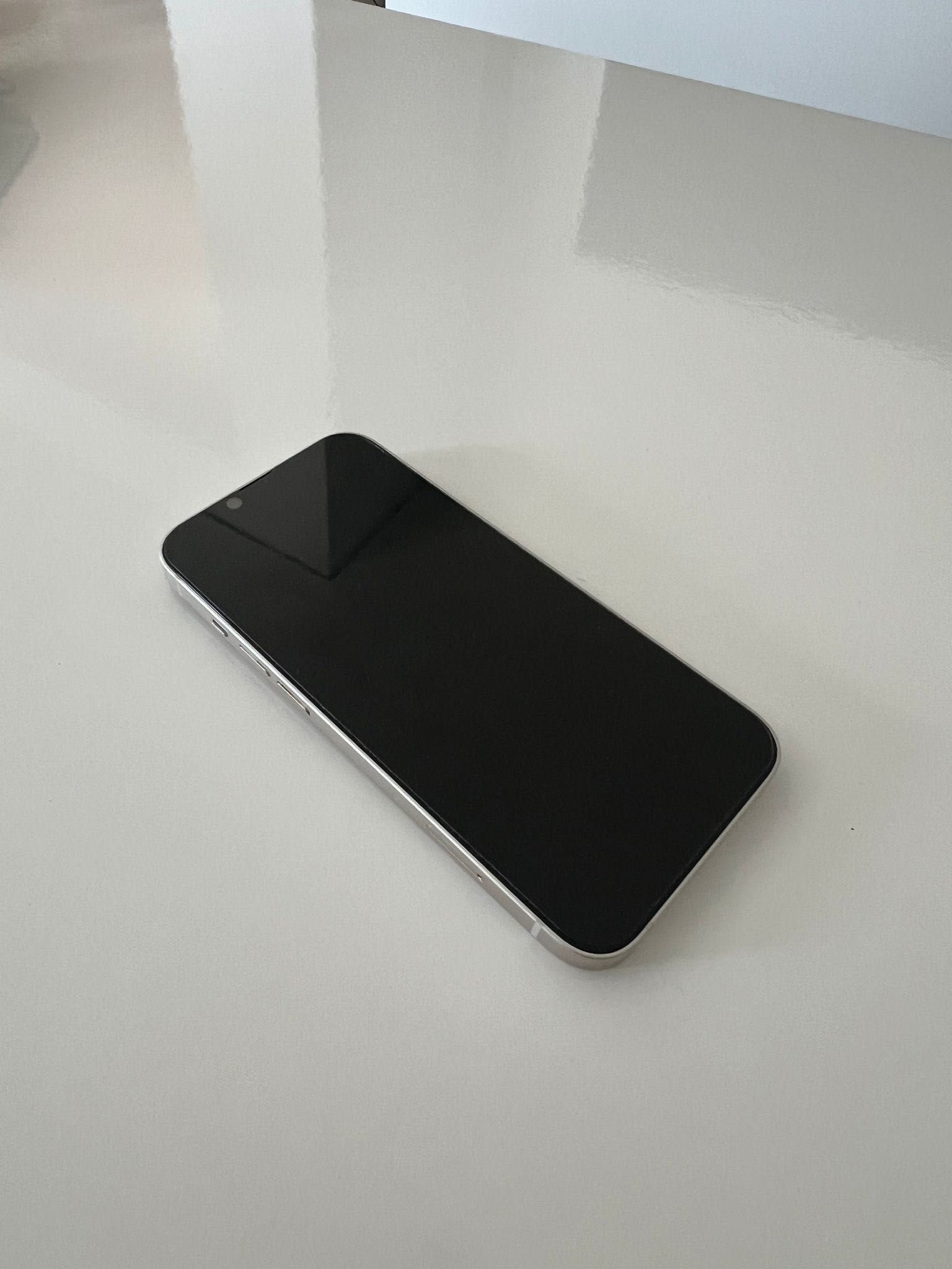 iPhone 13 - Bom Estado