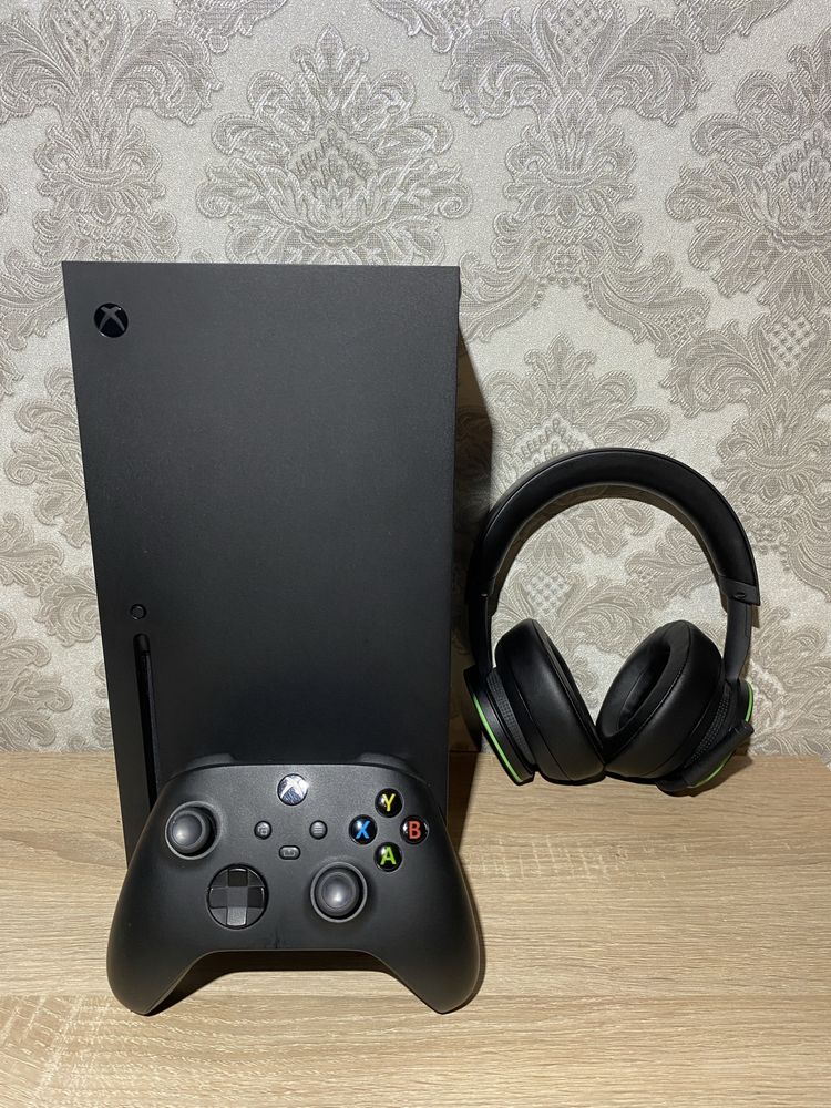 Xbox series x 1tb відмінний стан