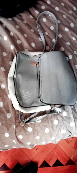 Mala prateada/dourada