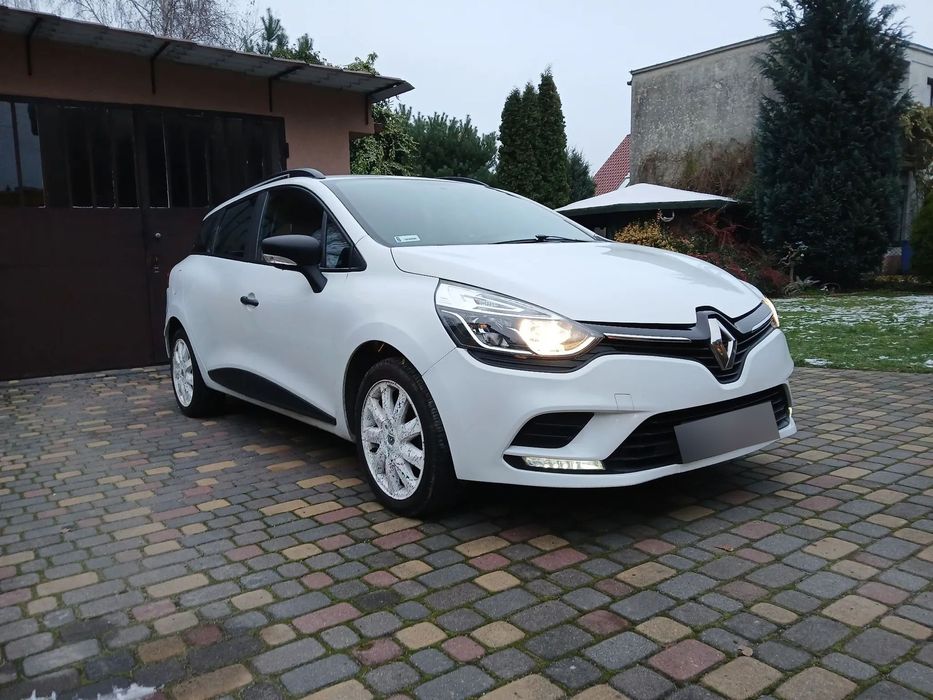 Renault Clio Sprzedam samochód Renault Clio 4 Grandtur ,Polski Salon 2 właściciel .