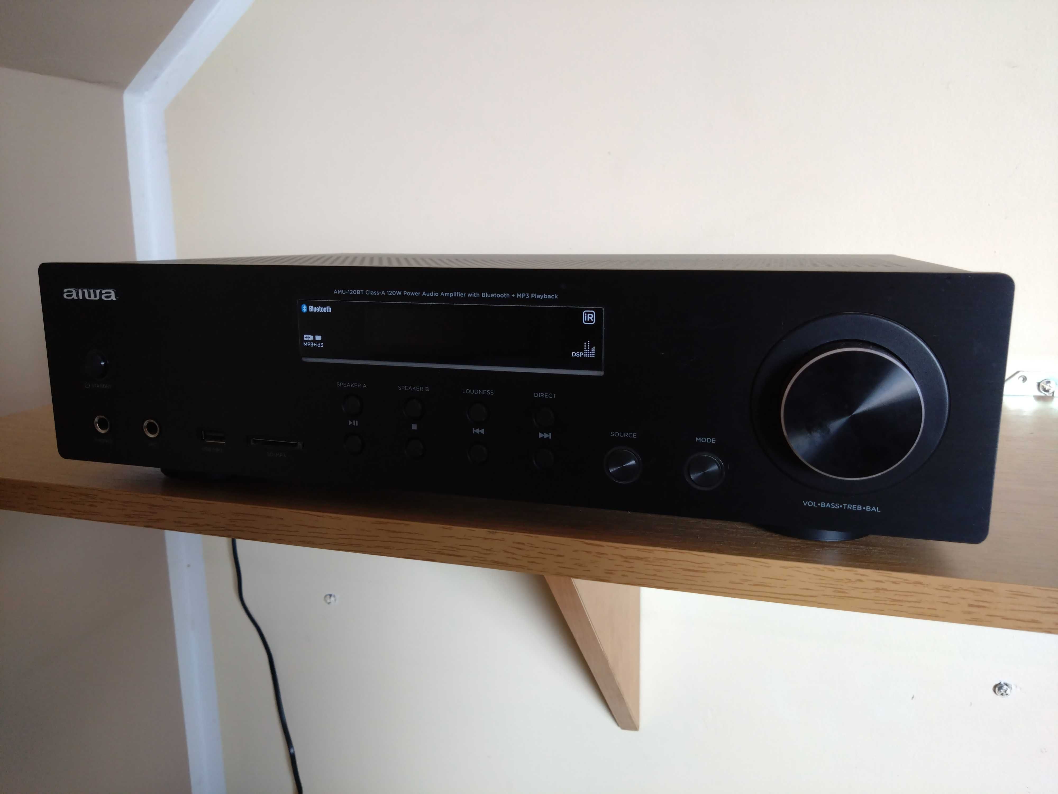 Wzmacniacz Audio: Aiwa AMU-120BT