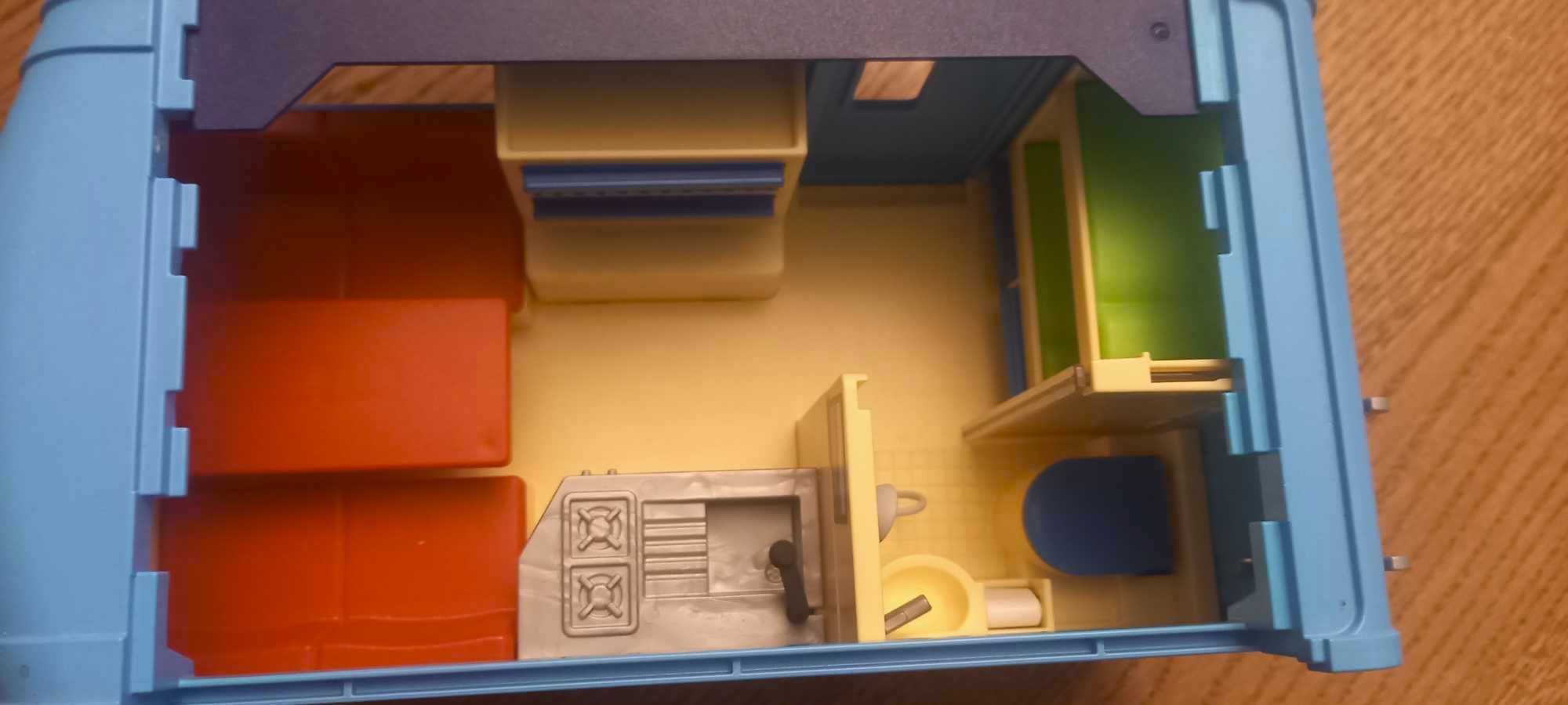 Zestaw Playmobil pickup z przyczepą 9502