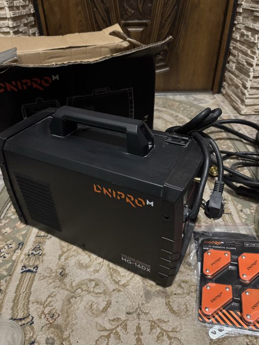 Зварювальний напівавтомат Дніпро М МG 16 DX