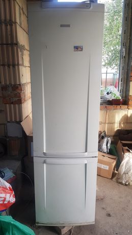 Холодильник Electrolux erb 40003w без фреону