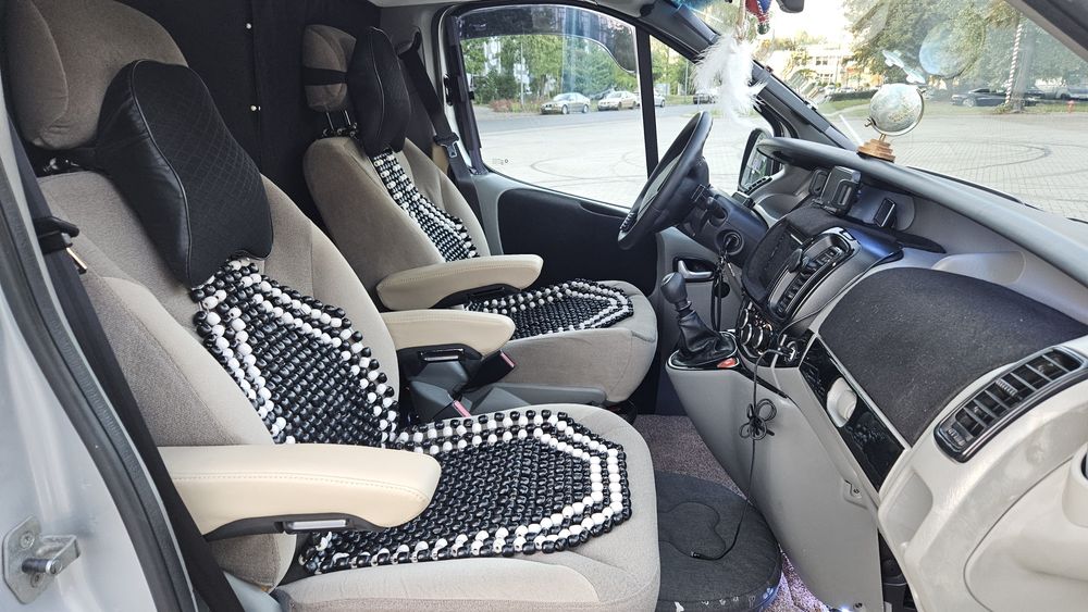 Renault Trafic Kamper 2006r., silnik 2.5, 145KM