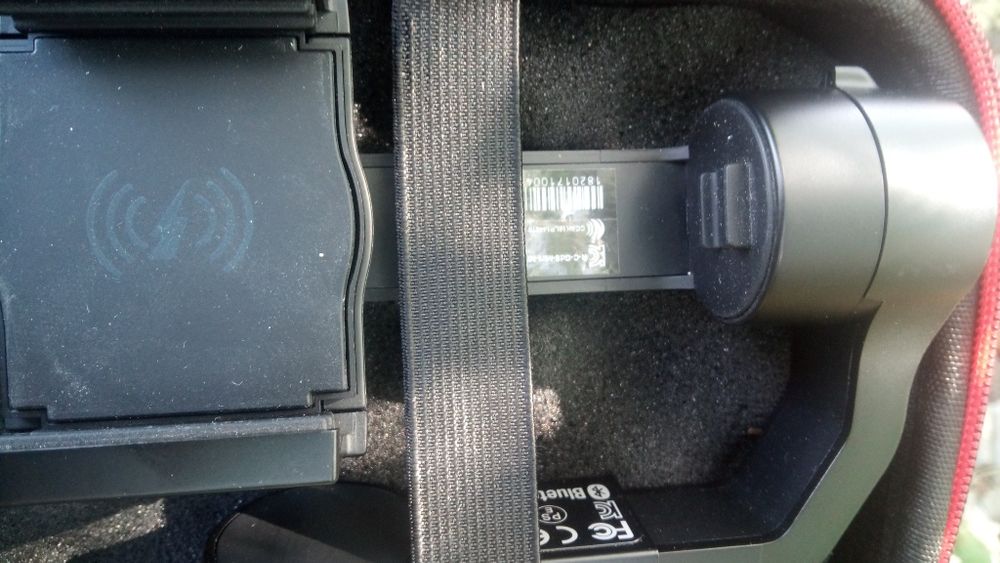Gimbal reczny Stabilizator obrazu Moza mini mi  do smartfona USB etui
