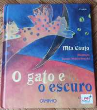 Livro "o gato e o escuro" de Mia Couto