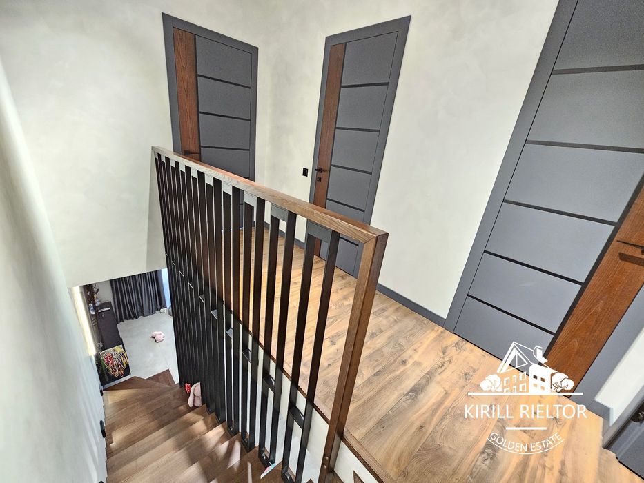 В  городке "Золотые Ключи"  продается новый таунхаус с ремонтом