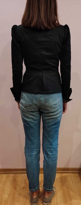 Krótka czarna marynarka, czarny żakiet H&M 34