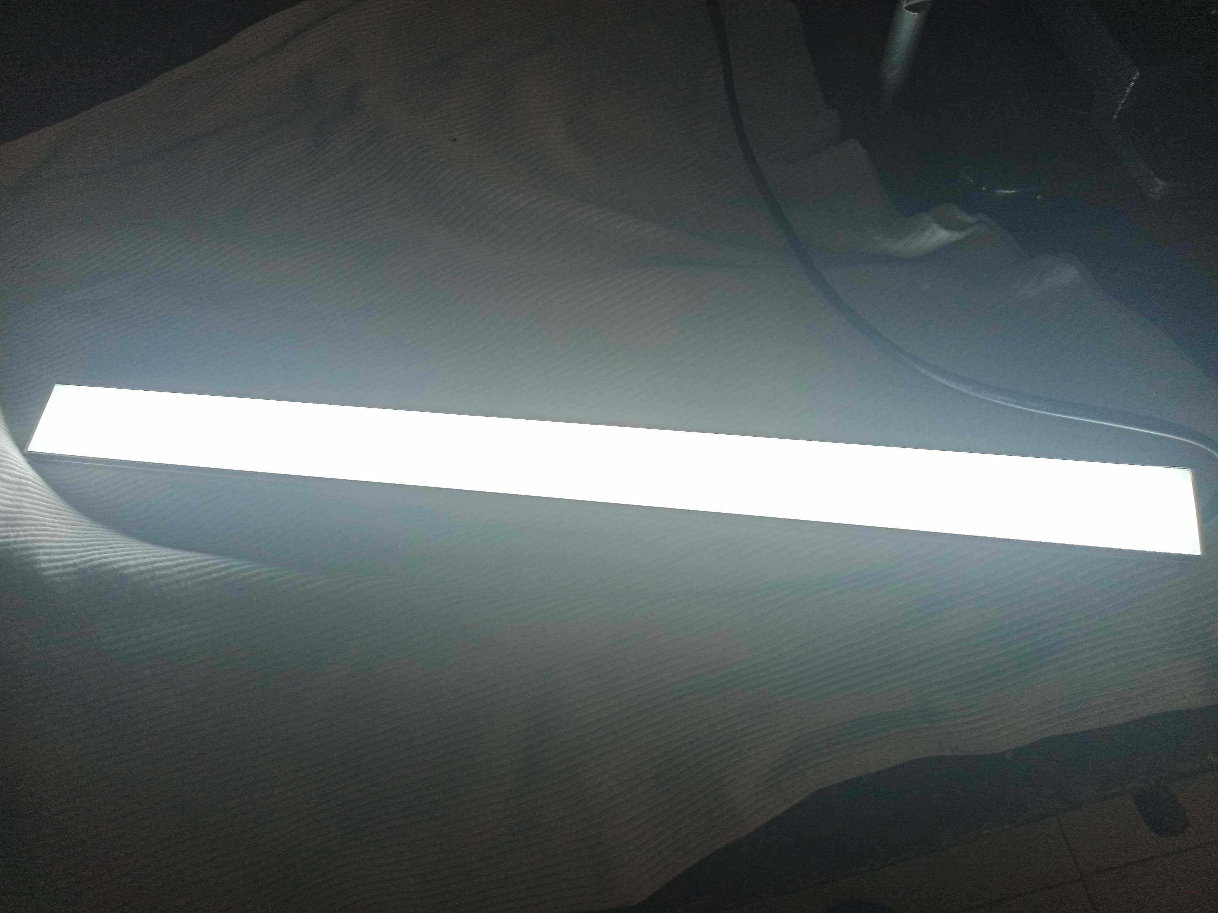 Lampa LED z transformatorem 24V