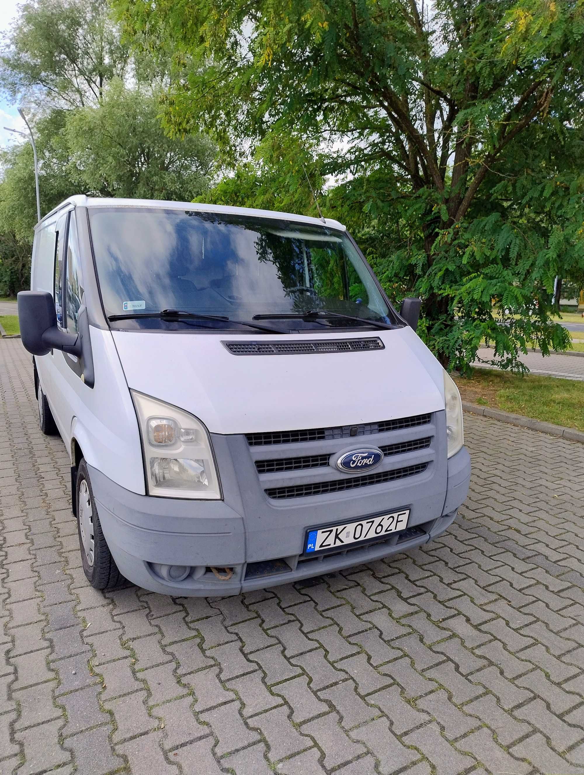 Ford Transit  2011
