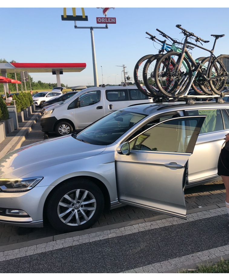 Bagażnik dachowy Whispbar / Yakima S24 VW Passat B8 14-24