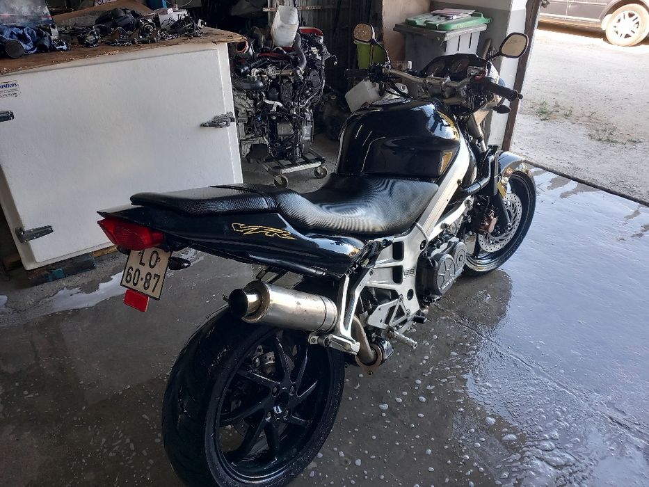 Honda vfr750 Rc36