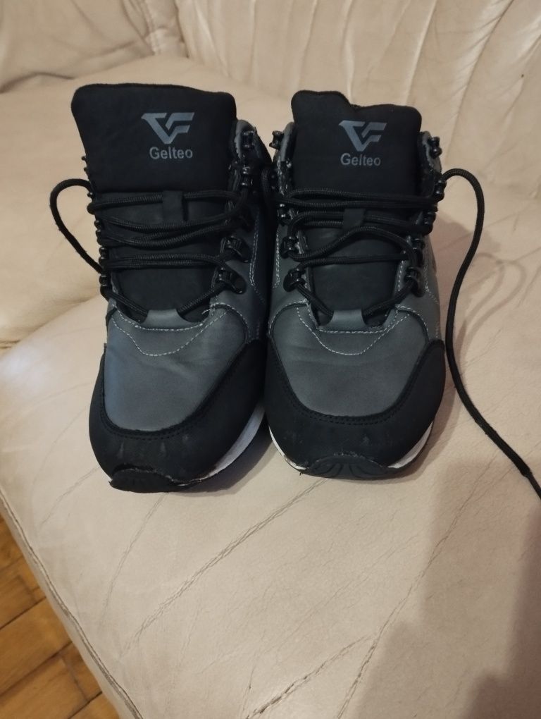 Buty zimowe chłopięce