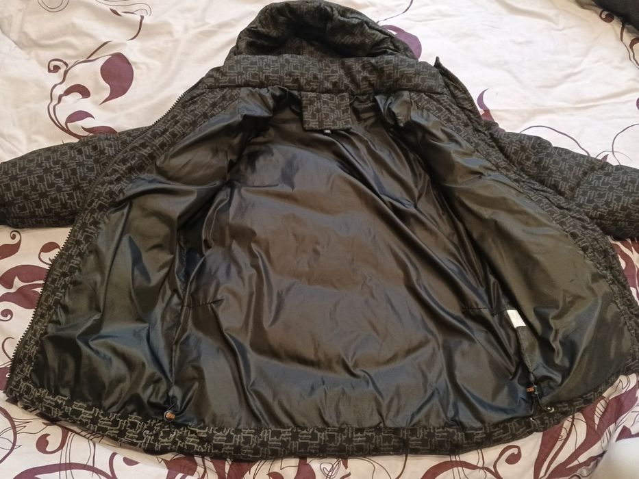 Зимова куртка на дівчинку,світло відображення,на зріст 140