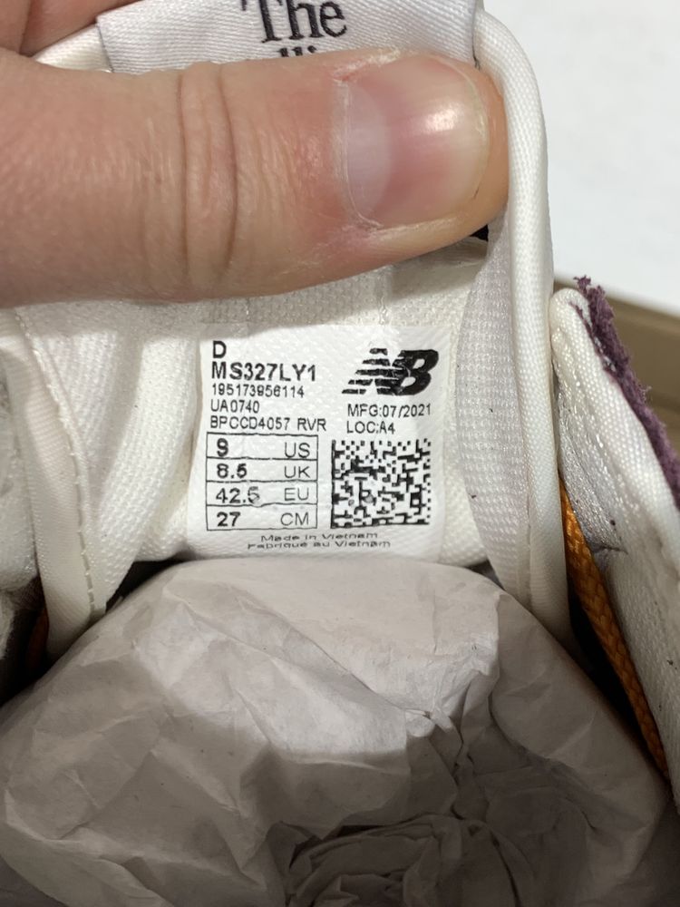 Кроссовки New Balance 327 MS327LY1