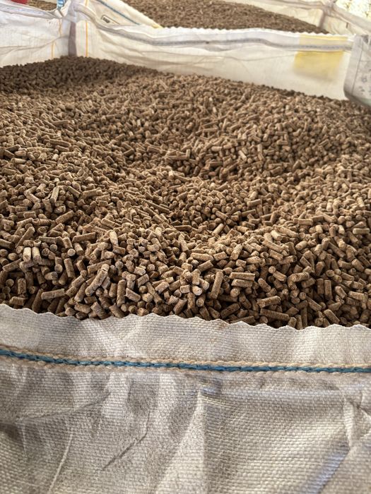 Pellet luzem w big bagu