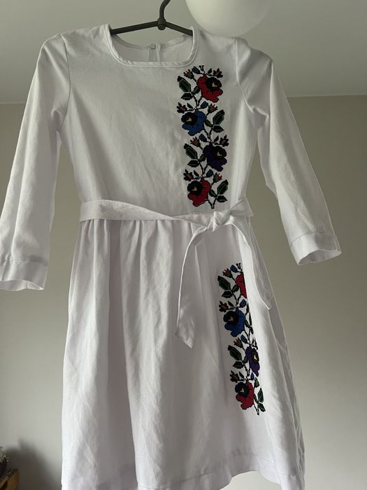 Красиве вишиване плаття, вишиванка на дівчинку вік 10-14р
