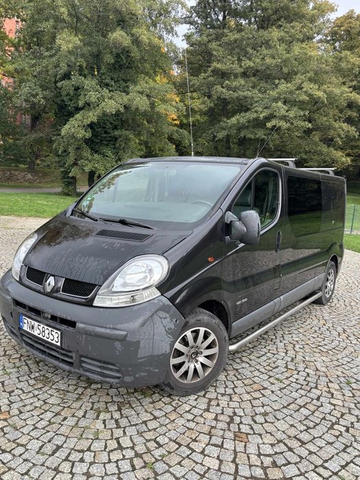 Renault Trafic long 6 osobowy