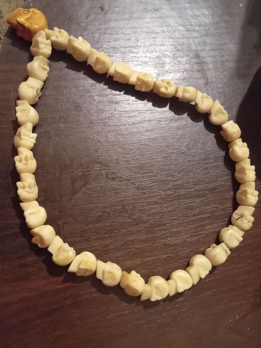 Продам чётки из кости