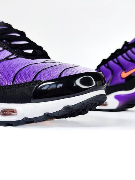 Кросівки Nike air max tn plus
