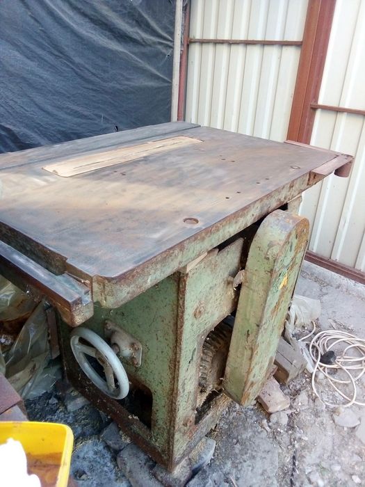 Циркулярный станок промышленный 380В