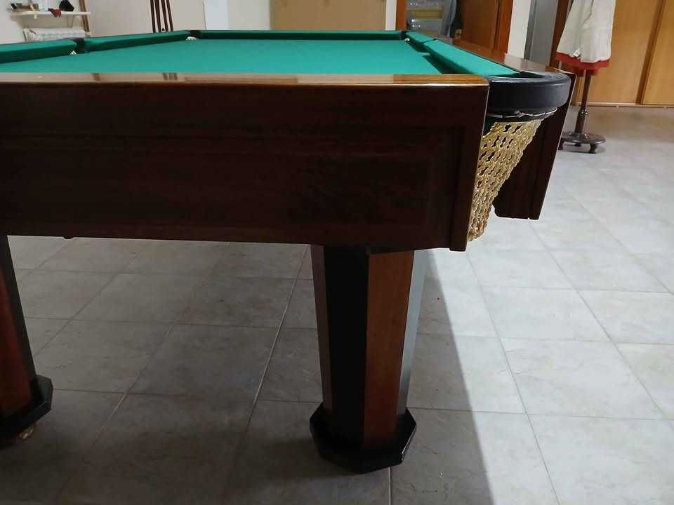 mesa de snooker impecável