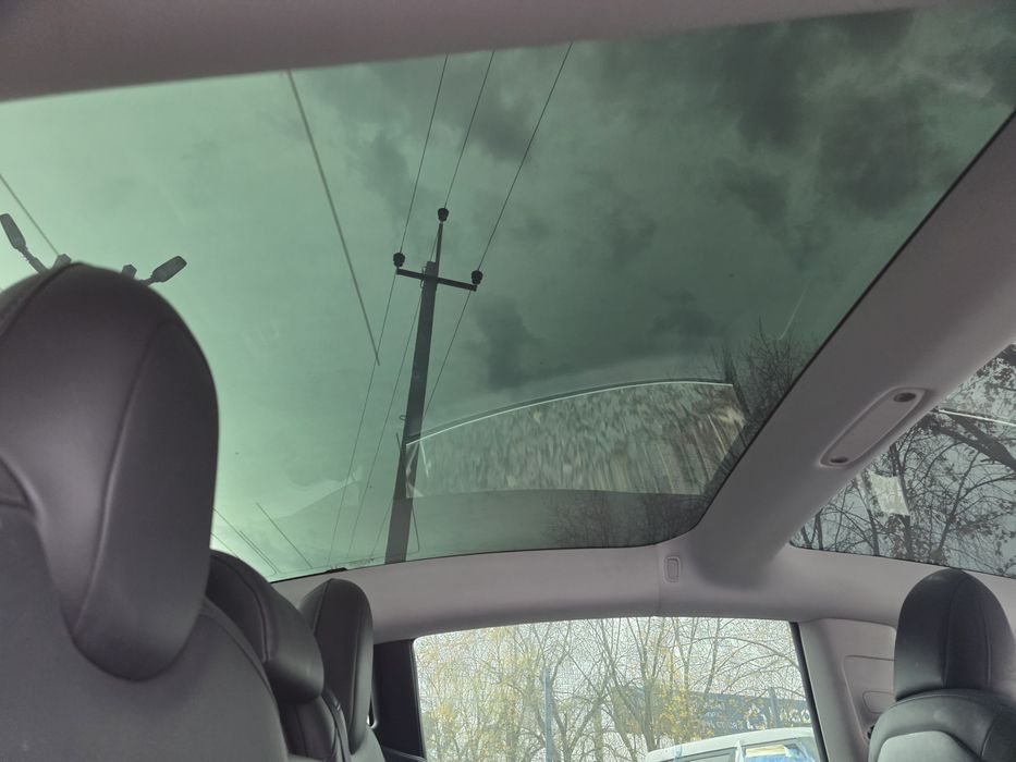 Tesla Model 3 (задній) Львів , рік 2019