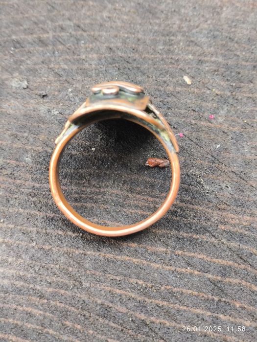 Stary miedziany nietuzinkowy pierścionek . Vintage