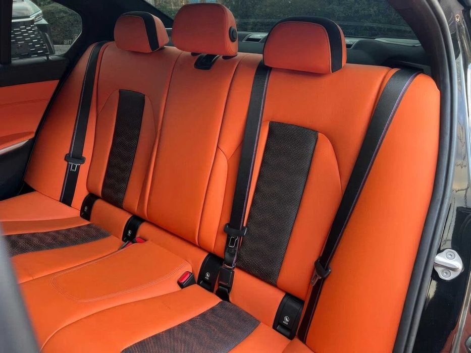 BMW M3 Competition xDrive      2023