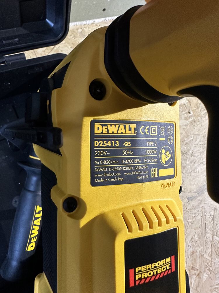 Новий Перфератор DeWALT D25413 QS