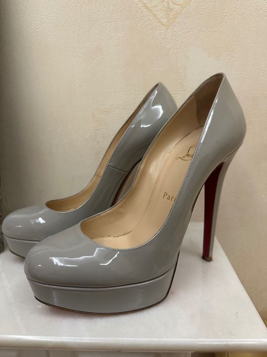Продам оригінальне взуття Christian Louboutin