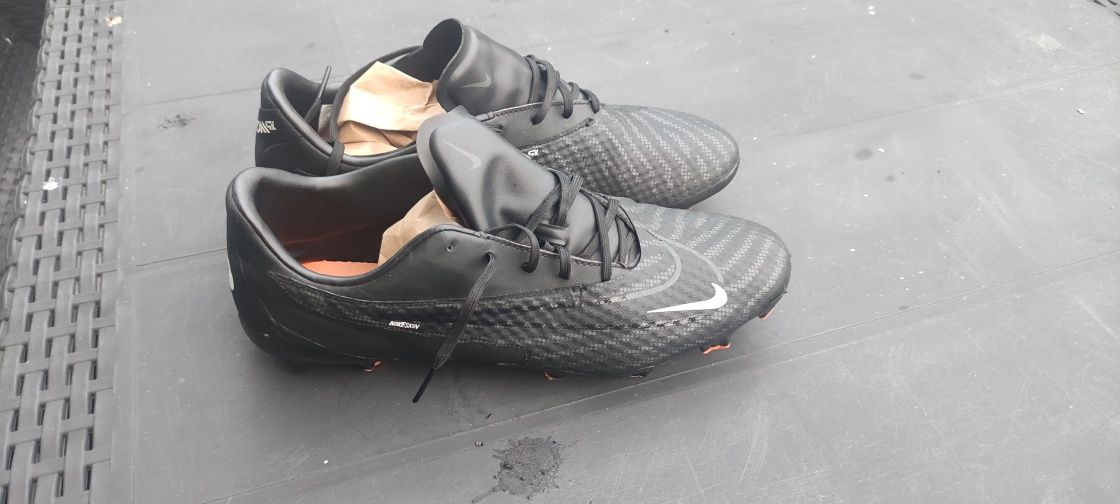 Używane korki Nike Phantom Gx Academy Fg roz. 44 pobranie