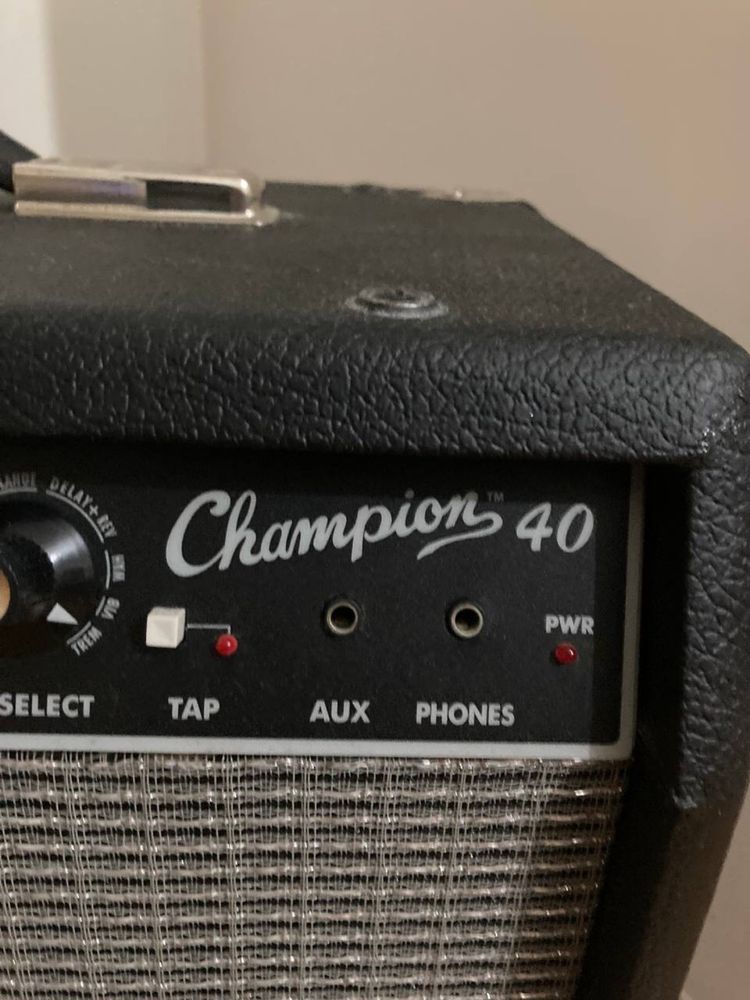 Amplificador Fender Champion 40W