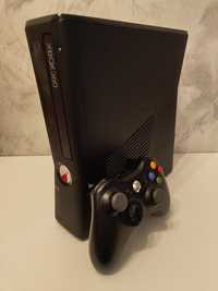 Xbox 360 Slim 250GB + pad + kinect + gry