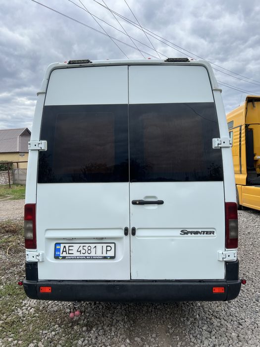 Mercedes-sprinter 412d