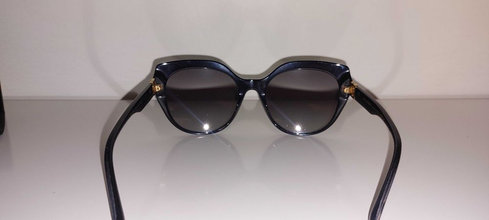 Okulary przeciwsłoneczne czarne kocie DOLCE & GABBANA + etui