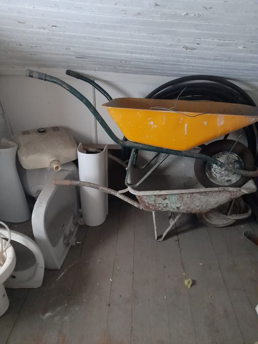 Vários materiais de construção civil