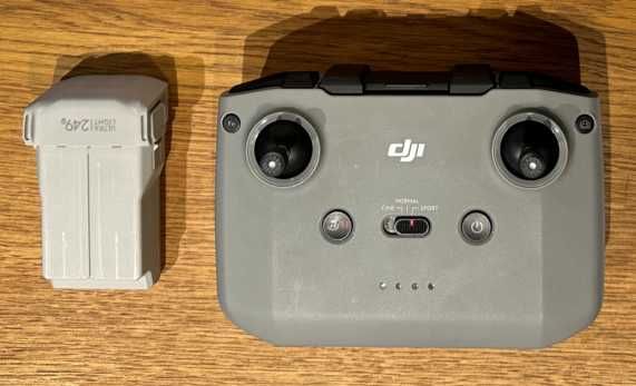 Dron DJI Mini 3 Pro