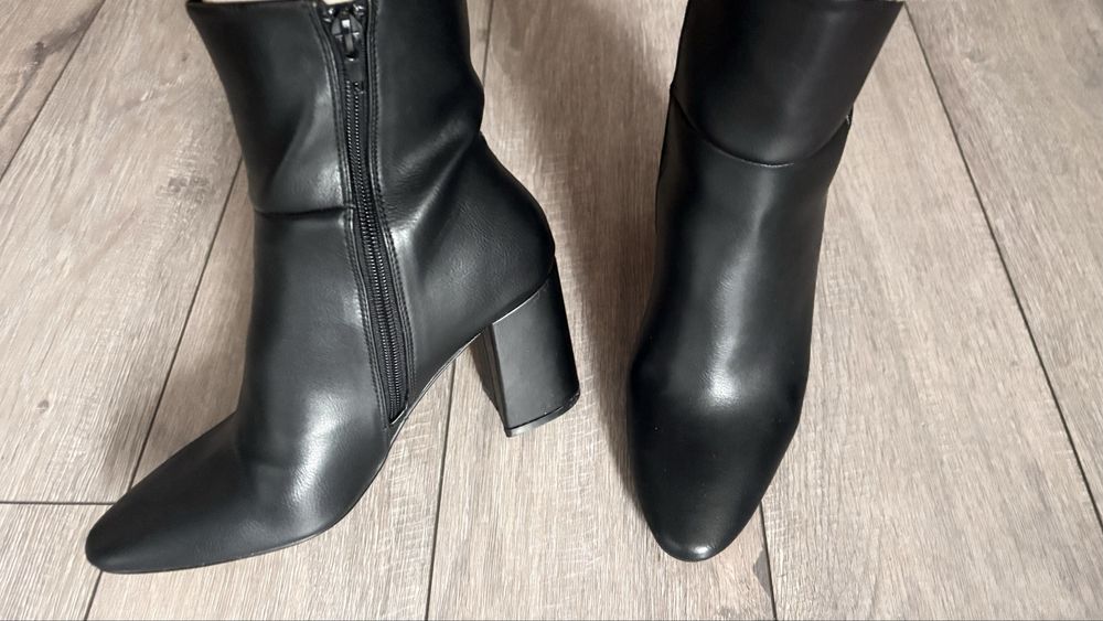 Сапожки reserved  жіночі демісезон