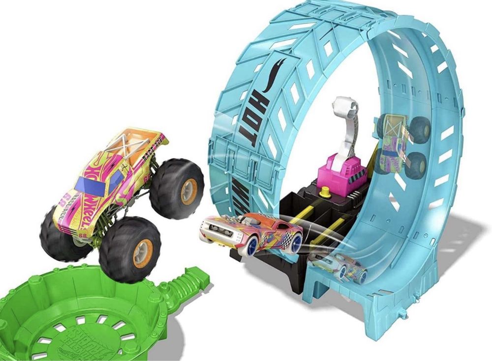 Трек Hot Wheels Мертвая петля Monster Trucks Glow in Dark Epic Loop